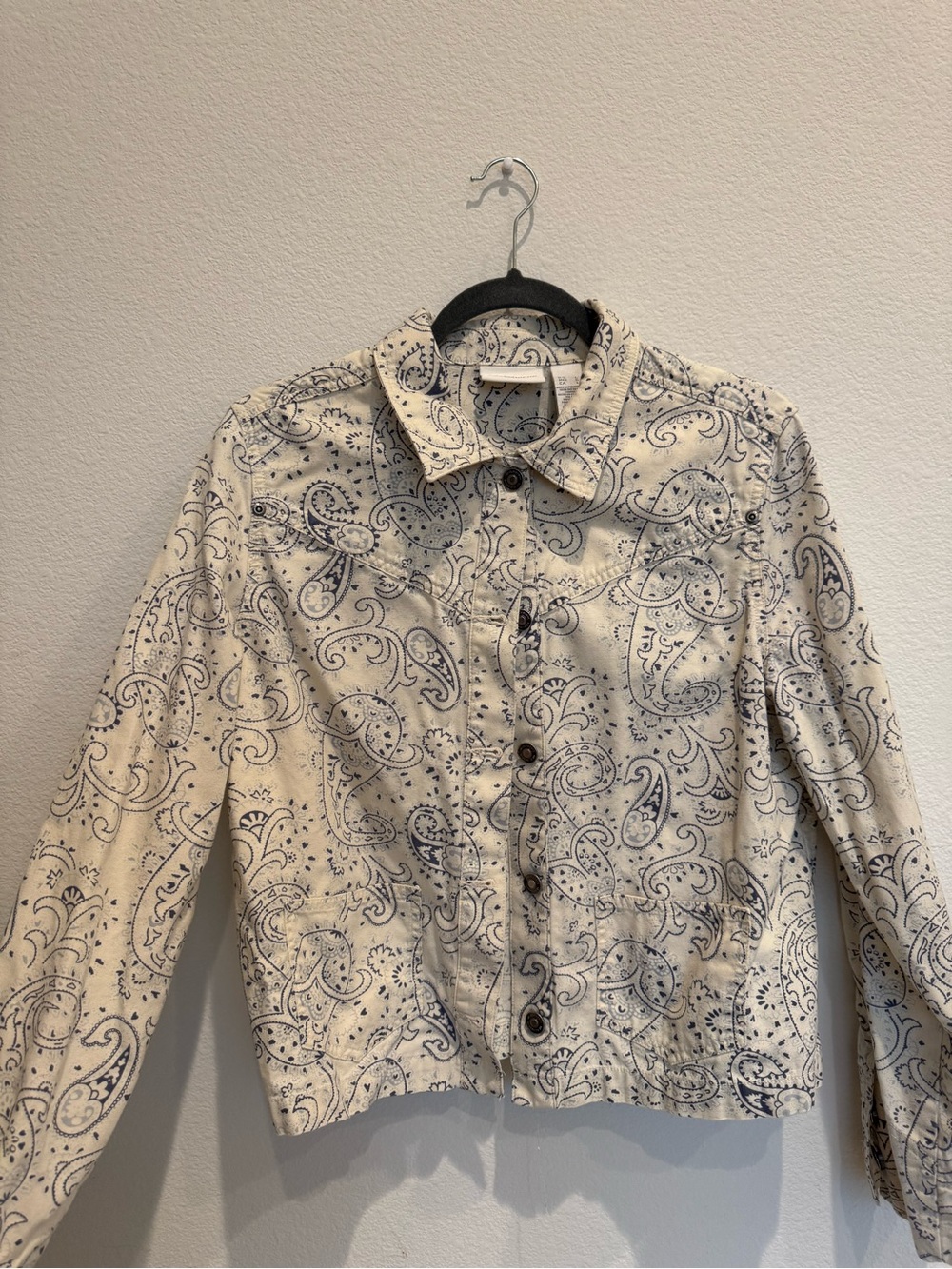 Liz Claiborne Women’s Cream Paisley Button-Up Jacket